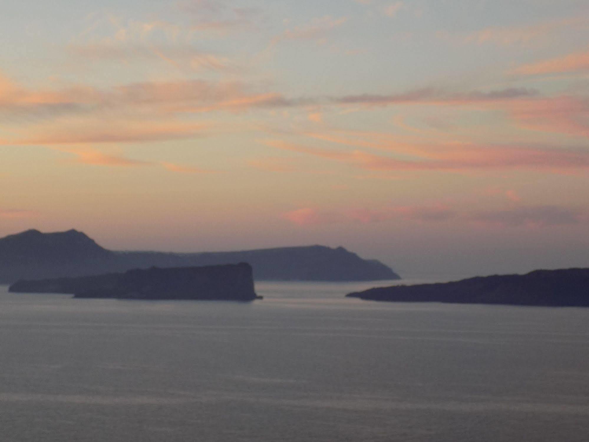 Hemera Holiday Home Villa On Santorini อาโกรตีรี ภายนอก รูปภาพ