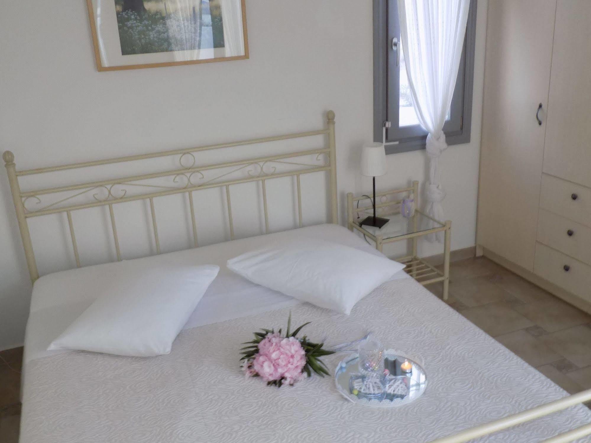Hemera Holiday Home Villa On Santorini อาโกรตีรี ภายนอก รูปภาพ