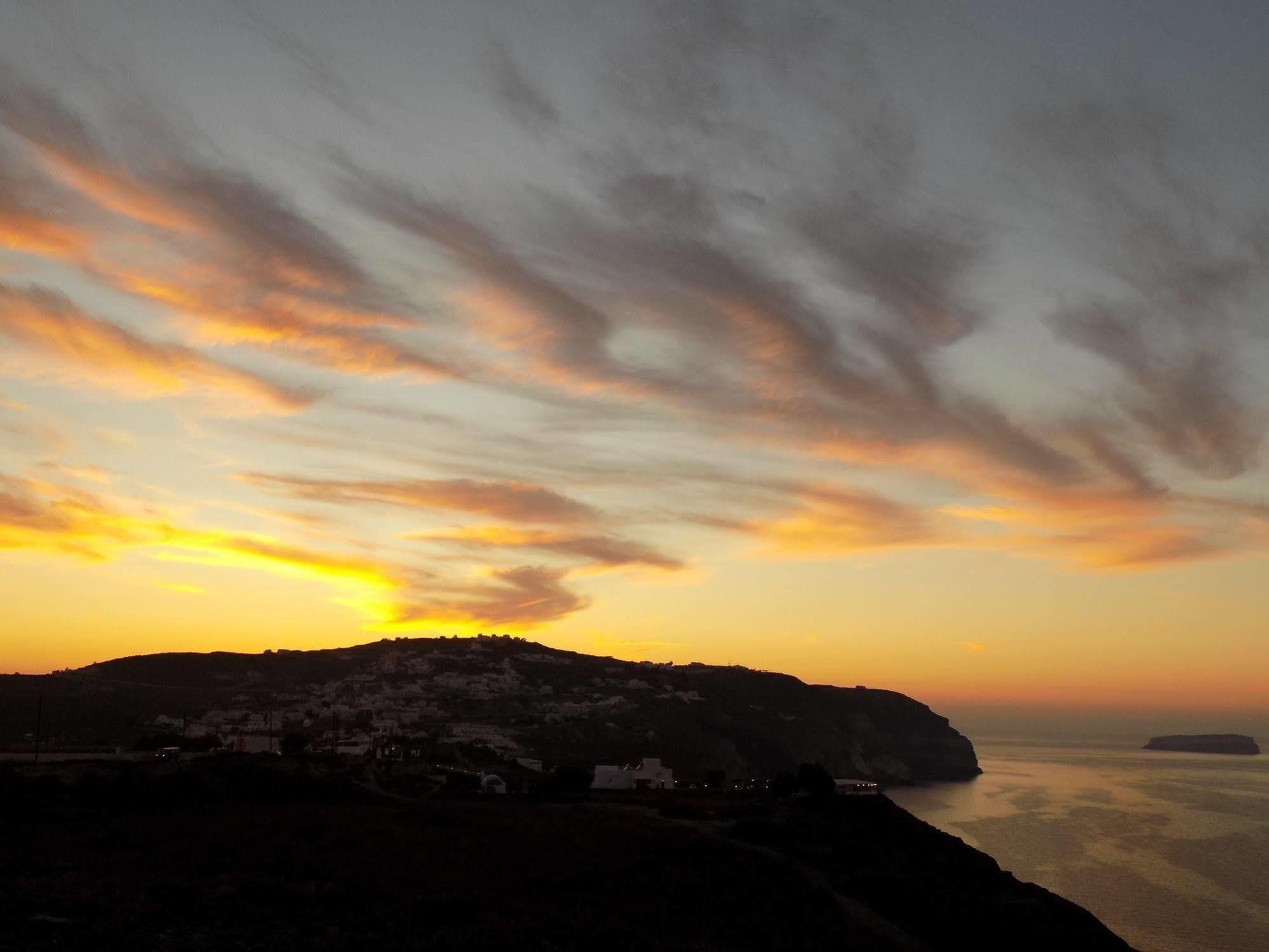 Hemera Holiday Home Villa On Santorini อาโกรตีรี ภายนอก รูปภาพ