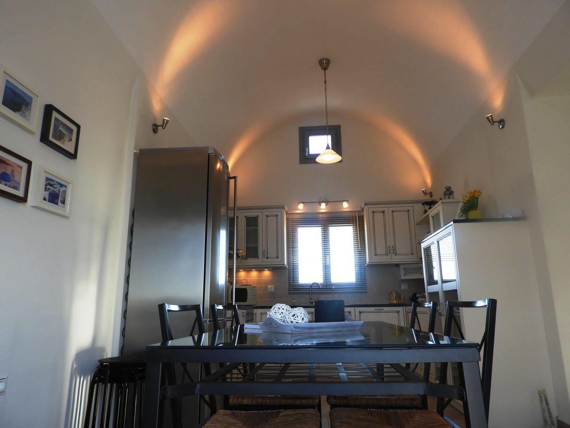 Hemera Holiday Home Villa On Santorini อาโกรตีรี ภายนอก รูปภาพ